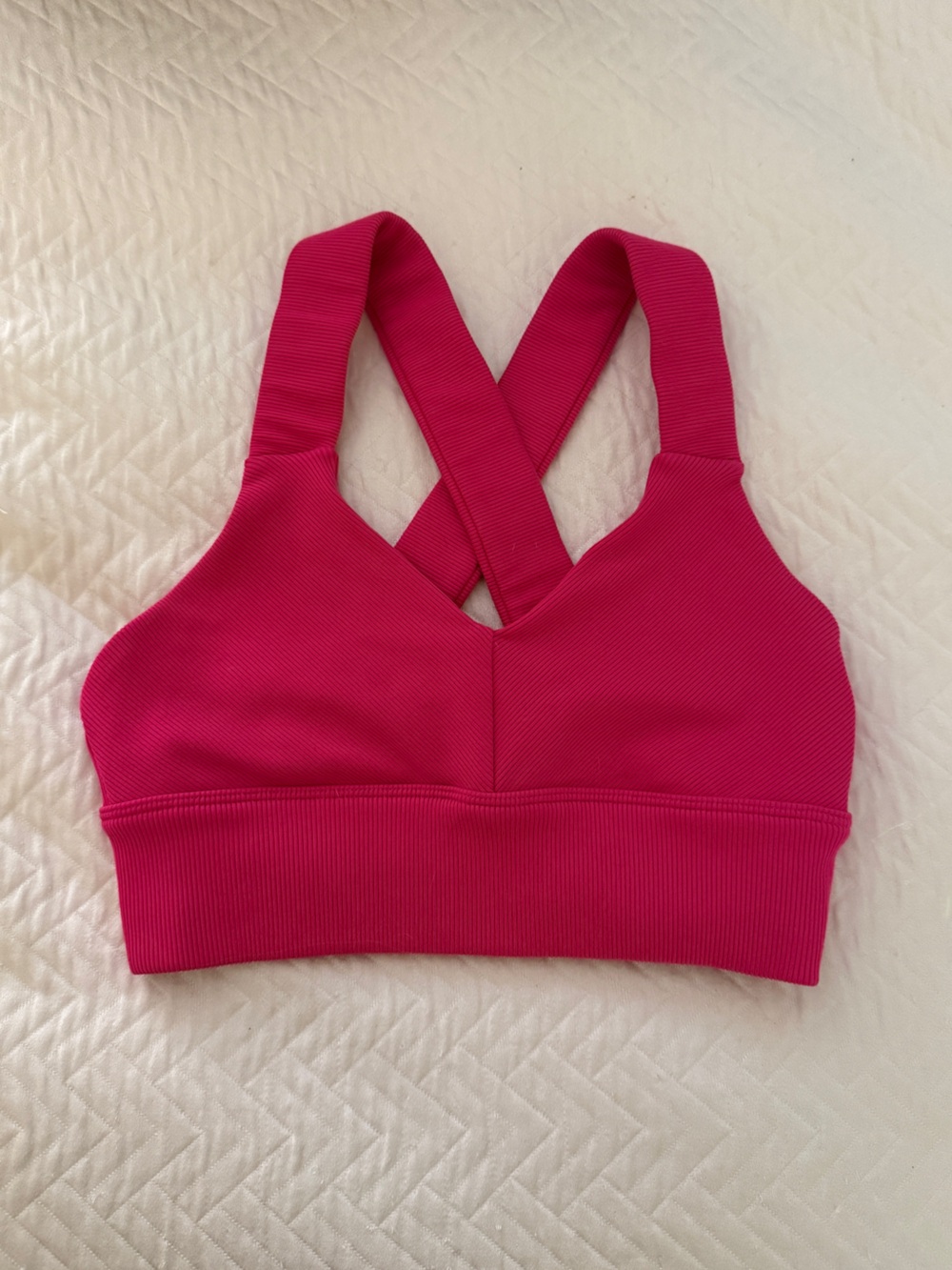ALO Crossback Sports Bra - Bright Pink